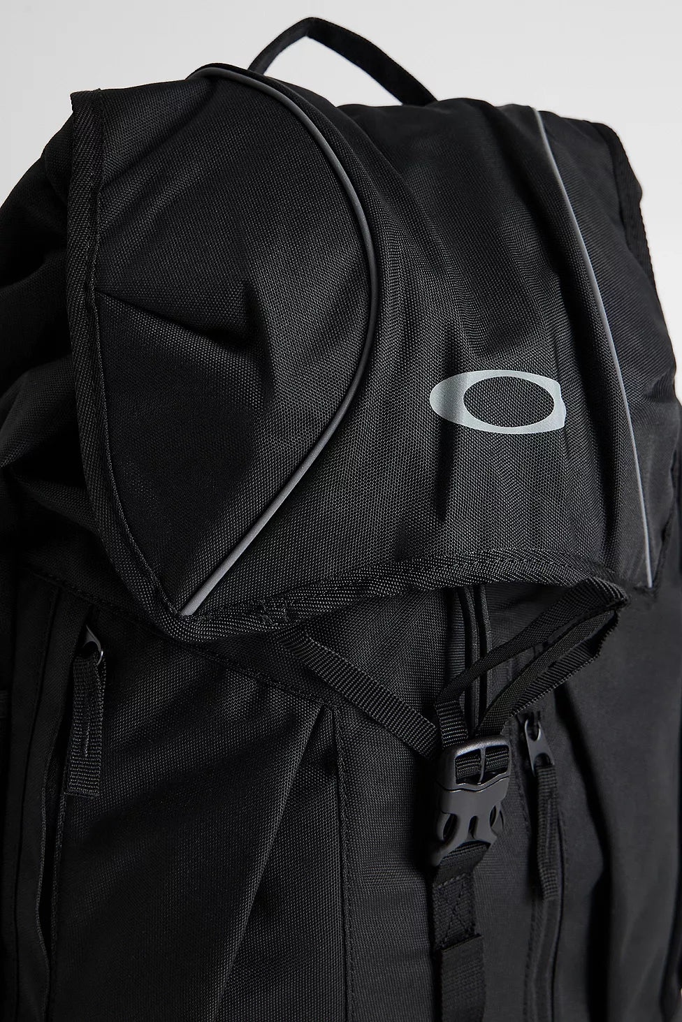Oakley Spark Max