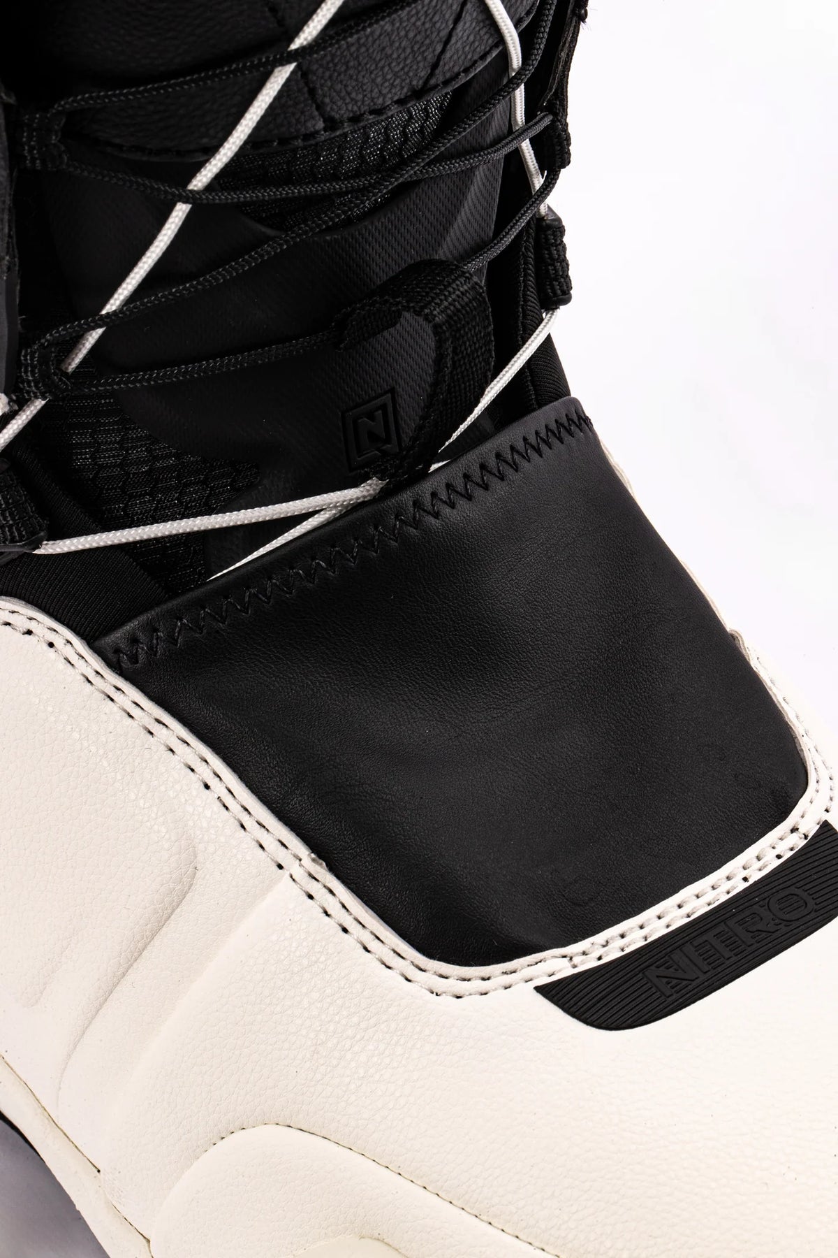 Nitro Team TLS Step On® White/Black
